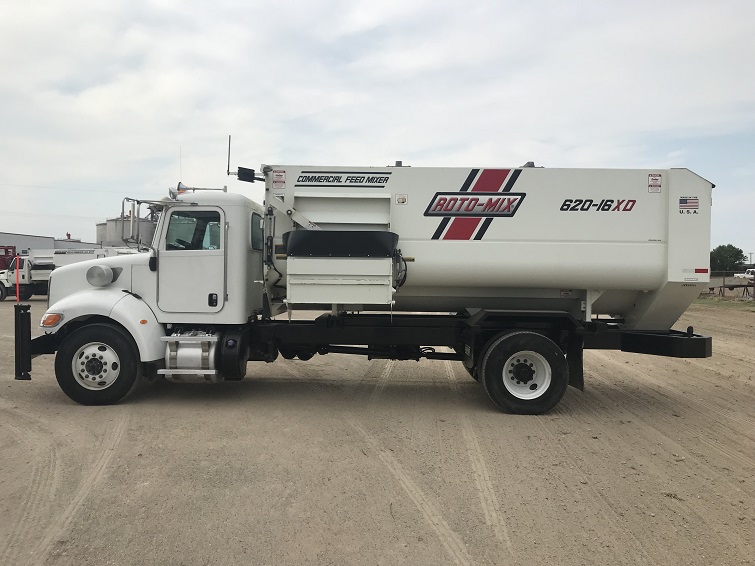06 2016 PETERBILT PB337 4X2 TRUCK W/ 62016XD ROTOMIX MIXER BOX