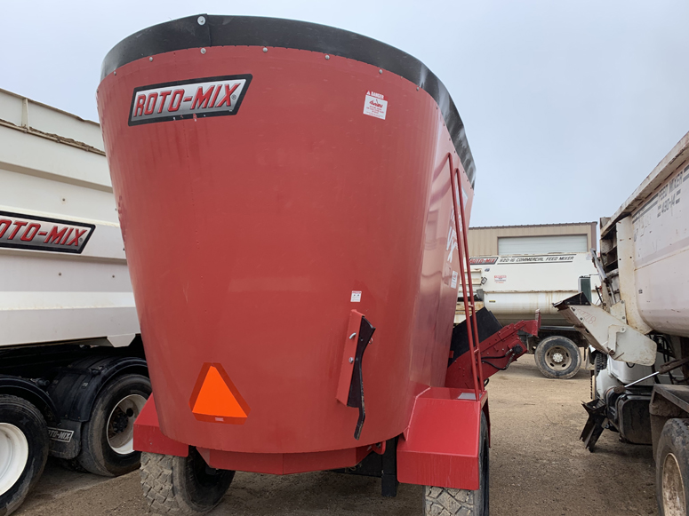 02 505VXT ROTOMIX MIXER WAGON