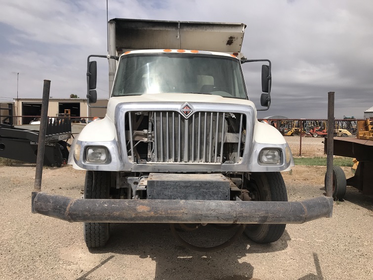 #27 2005 INTERNATIONAL TRUCK WITH ROTO-MIX 1200-20-pic 1