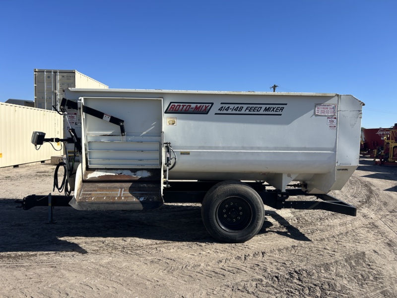 414-14 ROTO-MIX TRAILER