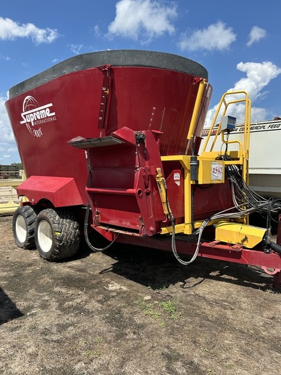900T SUPREME TRAILER