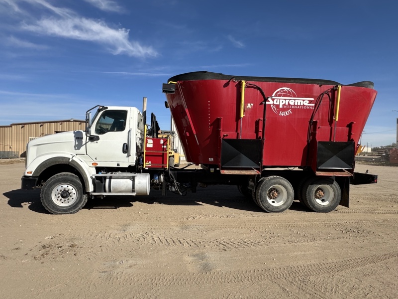 2022 IHC HX620 W/ 1400T SUPREME